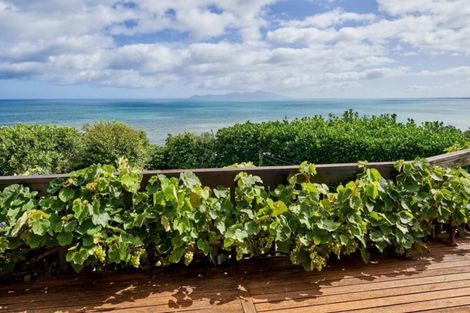 Photo of property in 1 Haunui Way, Pukerua Bay, 5026
