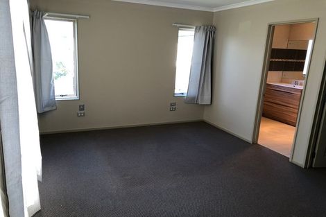 Photo of property in 5 Bezar Place, Flat Bush, Auckland, 2016