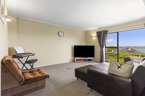 Photo of property in 3/22 Mariposa Crescent, Birkenhead, Auckland, 0626
