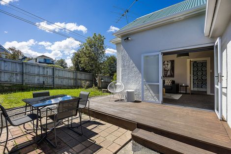 Photo of property in 17 Carnarvon Street, Belleknowes, Dunedin, 9011