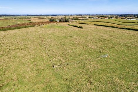 Photo of property in 5778 Mountain Road, Normanby, Hawera, 4673