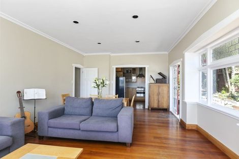 Photo of property in 57 Mantell Street, Seatoun, Wellington, 6022