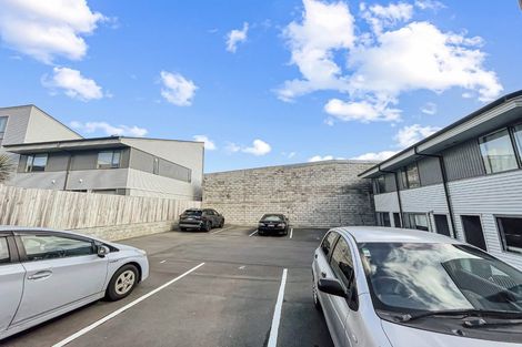 Photo of property in 7/24 Princess Terrace, Newtown, Wellington, 6021