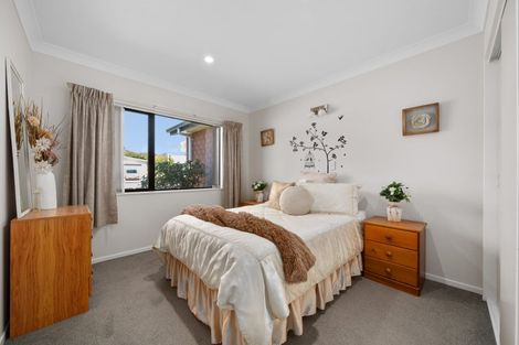 Photo of property in 265 Mark Avenue, Grenada Village, Wellington, 6037