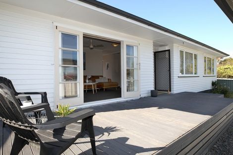 Photo of property in 73 Middle Road, Havelock North, 4130