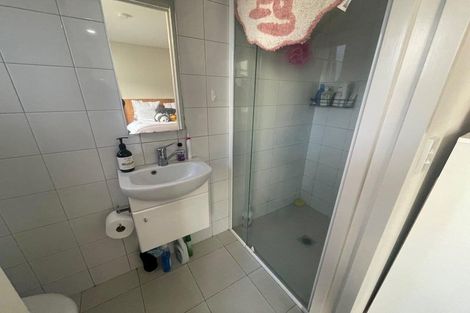 Photo of property in 27b Newnham Terrace, Upper Riccarton, Christchurch, 8041