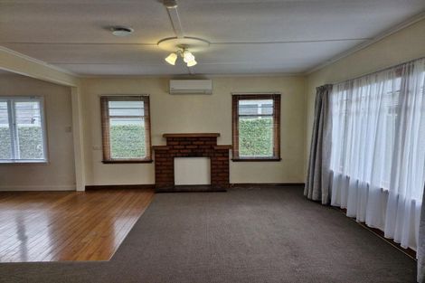 Photo of property in 38 Lismore Street, Strandon, New Plymouth, 4312