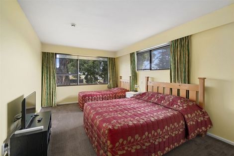 Photo of property in 314 Yaldhurst Road, Avonhead, Christchurch, 8042