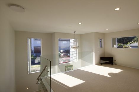 Photo of property in 16 Lucca Crescent, Flat Bush, Auckland, 2019