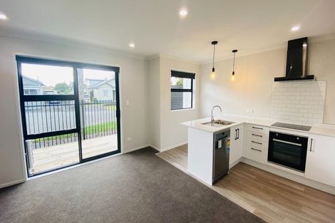 Photo of property in 2/5 Arawa Street, Frankton, Hamilton, 3204