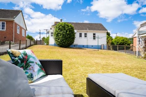 Photo of property in 11 Churchill Street, Kensington, Whangarei, 0112