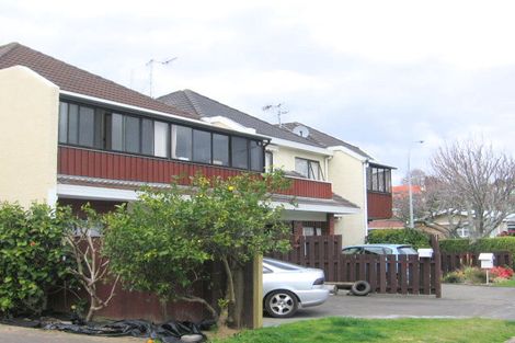 Photo of property in 1 Laing Place, Otumoetai, Tauranga, 3110