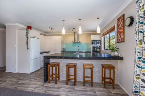 Photo of property in 1 Azimuth Place, Whitby, Porirua, 5024