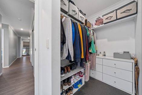 Photo of property in 3 Margaret Alice Close, Whalers Gate, New Plymouth, 4310