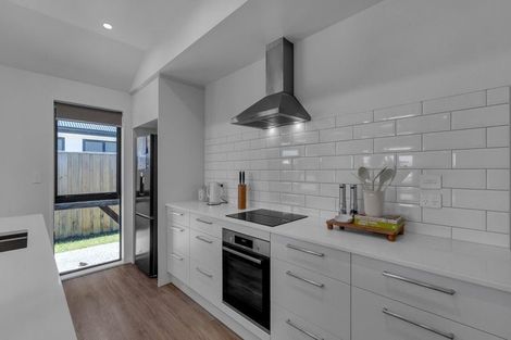 Photo of property in 73 Henshaw Street, Woodend, 7610