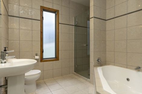 Photo of property in 2/870 Acacia Bay Road, Acacia Bay, Taupo, 3330