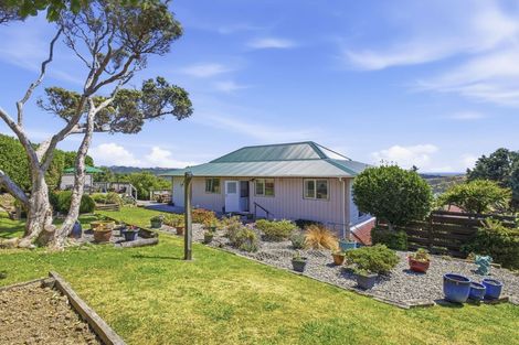 Photo of property in 107 Conclusion Street, Ascot Park, Porirua, 5024