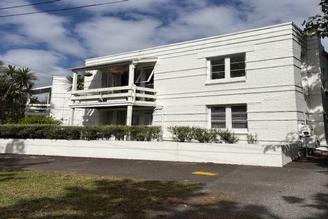 Photo of property in 8/2 Herne Bay Road, Herne Bay, Auckland, 1011