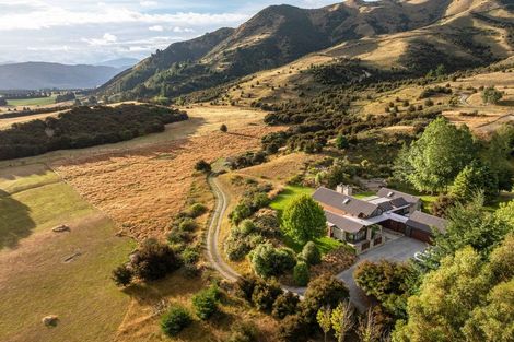 Photo of property in 837f Lake Hawea-albert Town Road, Albert Town, Wanaka, 9382