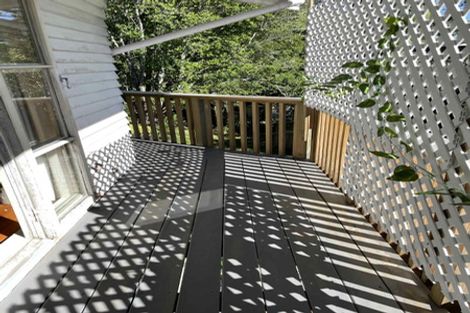 Photo of property in 26 Glen Marine Parade, Glendene, Auckland, 0602