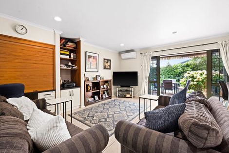 Photo of property in 19 Kingsgate Avenue, Havelock North, 4130