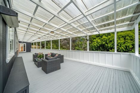 Photo of property in 92 Plateau Road, Te Marua, Upper Hutt, 5018