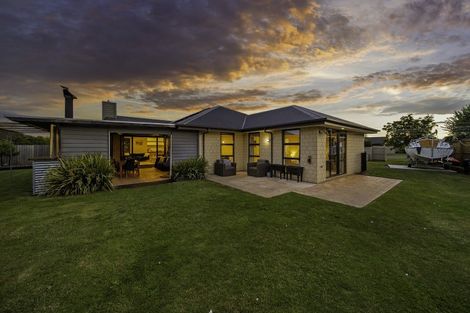 Photo of property in 4 Melville Crescent, Rolleston, 7614
