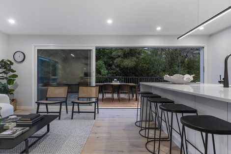 Photo of property in 1/14 Surville Place, Mairangi Bay, Auckland, 0630