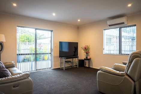 Photo of property in 1 Loader Place, Tawhero, Whanganui, 4501