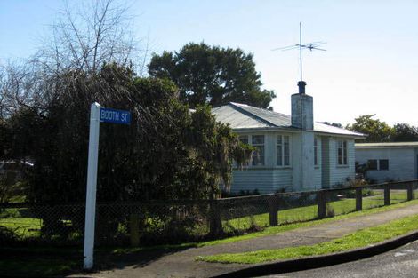 Photo of property in 7 Diamond Street, Carterton, 5713