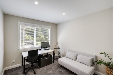 Photo of property in 22 Taruna Place, Havelock North, 4130