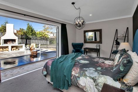 Photo of property in 208 Hurndall Street West, Maungaturoto, 0520