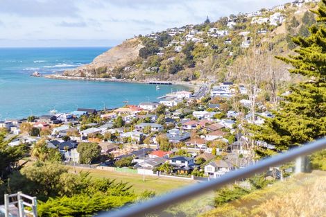 Photo of property in 63 Moncks Spur Road, Redcliffs, Christchurch, 8081
