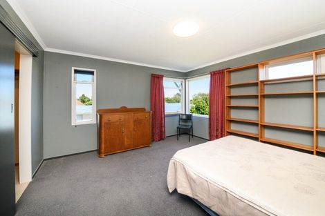 Photo of property in 33 Sheffield Street, Awapuni, Palmerston North, 4412