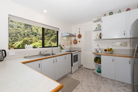 Photo of property in 19a Garden Terrace, Picton, 7220