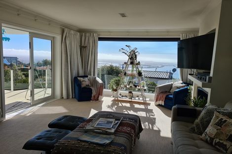 Photo of property in 2/173 Soleares Avenue, Mount Pleasant, Christchurch, 8081