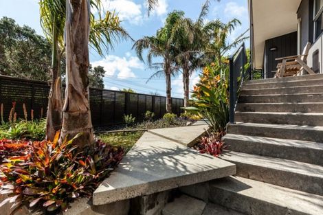 Photo of property in 29 Barrett Street, Westown, New Plymouth, 4310