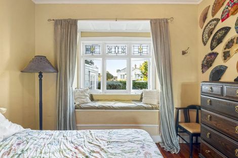 Photo of property in 1/18 Gladstone Road, Northcote, Auckland, 0627