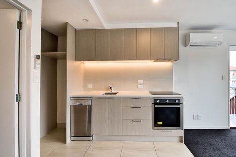 Photo of property in 8/290 Barbadoes Street, Christchurch Central, Christchurch, 8011