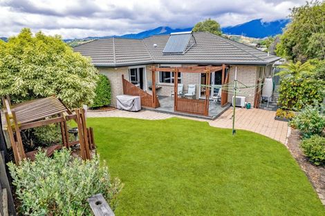 Photo of property in 21 Coleridge Place, Stoke, Nelson, 7011