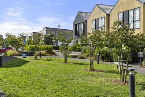 Photo of property in 2/24 Tahuhu Road, Mount Wellington, Auckland, 1062