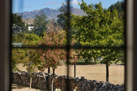 Photo of property in 17 Portree Drive, Lower Shotover, Queenstown, 9371