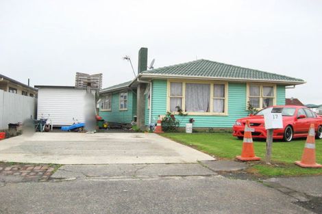 Photo of property in 17 Comet Crescent, Mangere, Auckland, 2022
