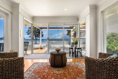 Photo of property in 112 Tangaroa Road, Whangamata, 3620