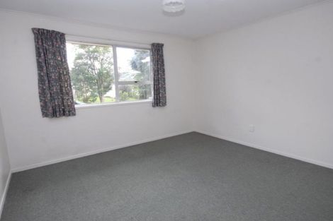 Photo of property in 13 Tahu Crescent, Sunnynook, Auckland, 0620