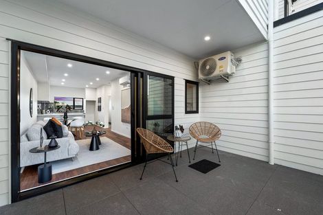 Photo of property in 3/68 Smythe Road, Henderson, Auckland, 0612