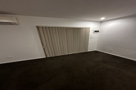 Photo of property in 69 Vintage Drive, Henderson, Auckland, 0612