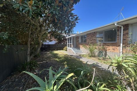 Photo of property in 26 West Coast Road, Glen Eden, Auckland, 0602