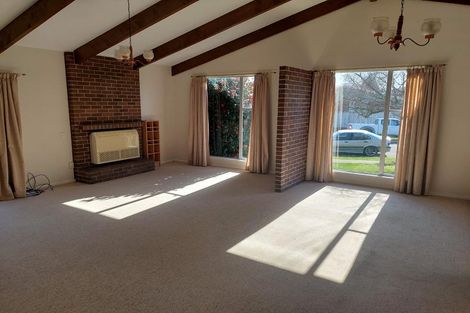 Photo of property in 5 Nanette Street, Upper Riccarton, Christchurch, 8041