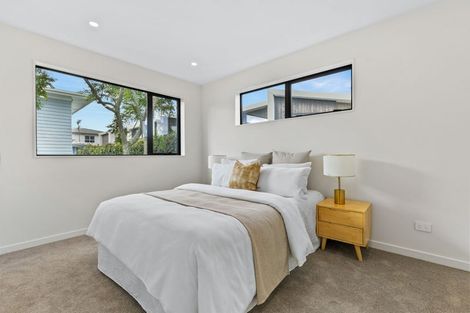 Photo of property in 12e Gordon Avenue, Milford, Auckland, 0620